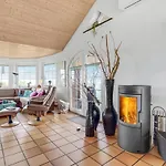 Casa vacanze Awesome In With Kitchen Lemvig