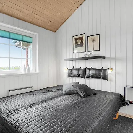 Ferienhaus Awesome In With Kitchen